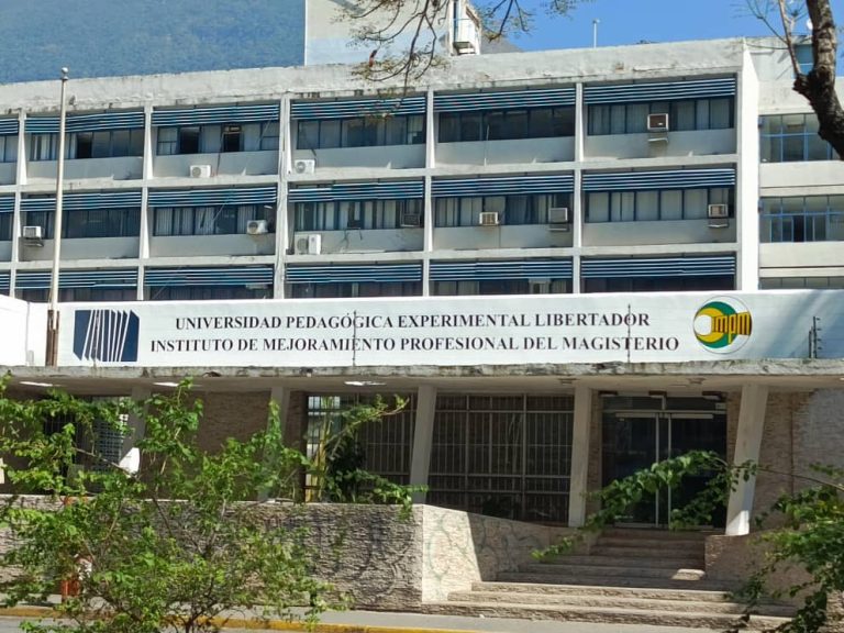 IMPM es reconocido por entrega oportuna de Oferta Académica 2024-1