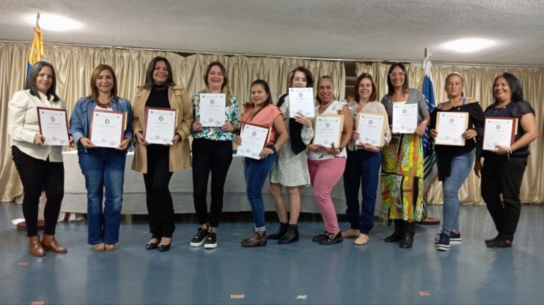 IMPM dio reconocimiento a jubiladas en conmemoración del mes de la mujer
