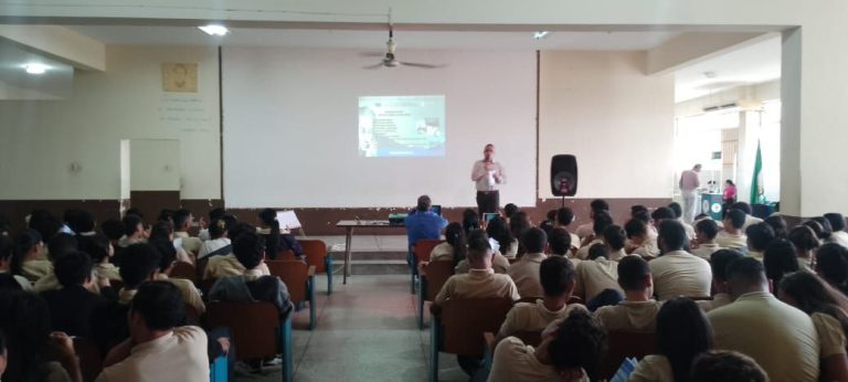 IMPM Valera participó en la Expo Feria Vocacional regional 2025